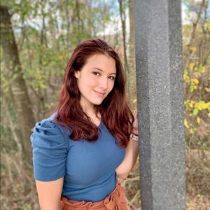 Meet your Posher, Julia